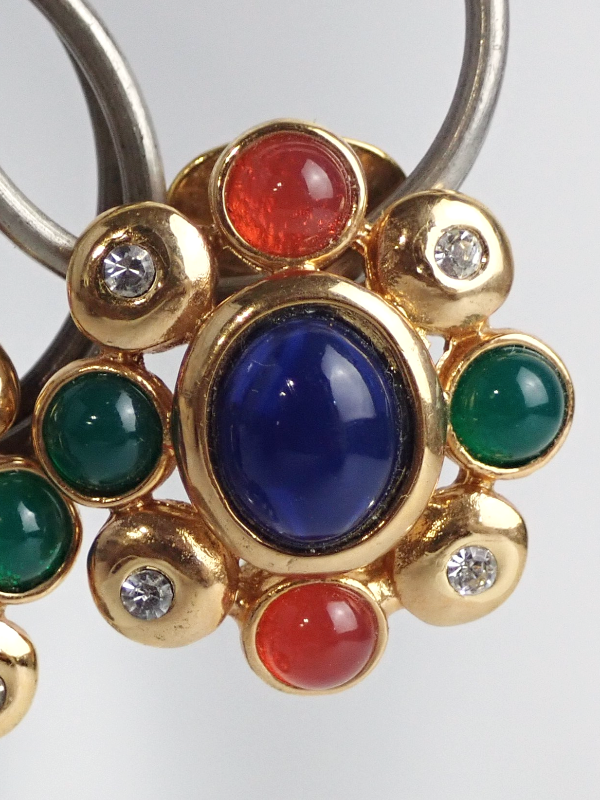 WIN+Online+Shop+Women+In+Need+Community+Cooperative+Resale+Thrift+Store+Jewelry+Gold+Silver+Clothing+Shoes+Home+Interior+Decor+Furniture+Antiques+Vintage+Books+Christmas+Victoria+BC+%2813%29.png