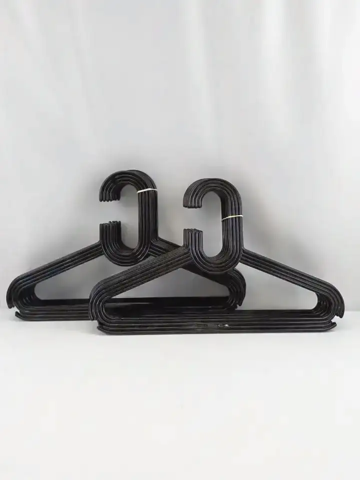 Vintage Ingrid Chicago Blacķ Ribbed Plastic Clothes Hanger Bundle