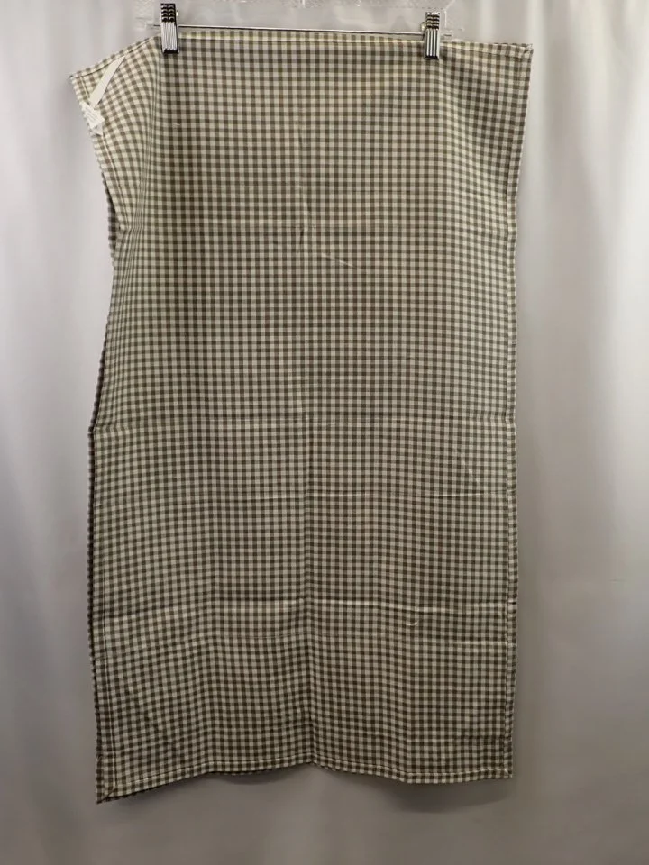 WIN-Online-Shop-Women-In-Need-Community-Cooperative-Resale-Thrift-Store-Jewelry-Gold-Silver-Clothing-Furniture-Antiques-Vintage-Books-Christmas-Victoria-BC- (141).JPG