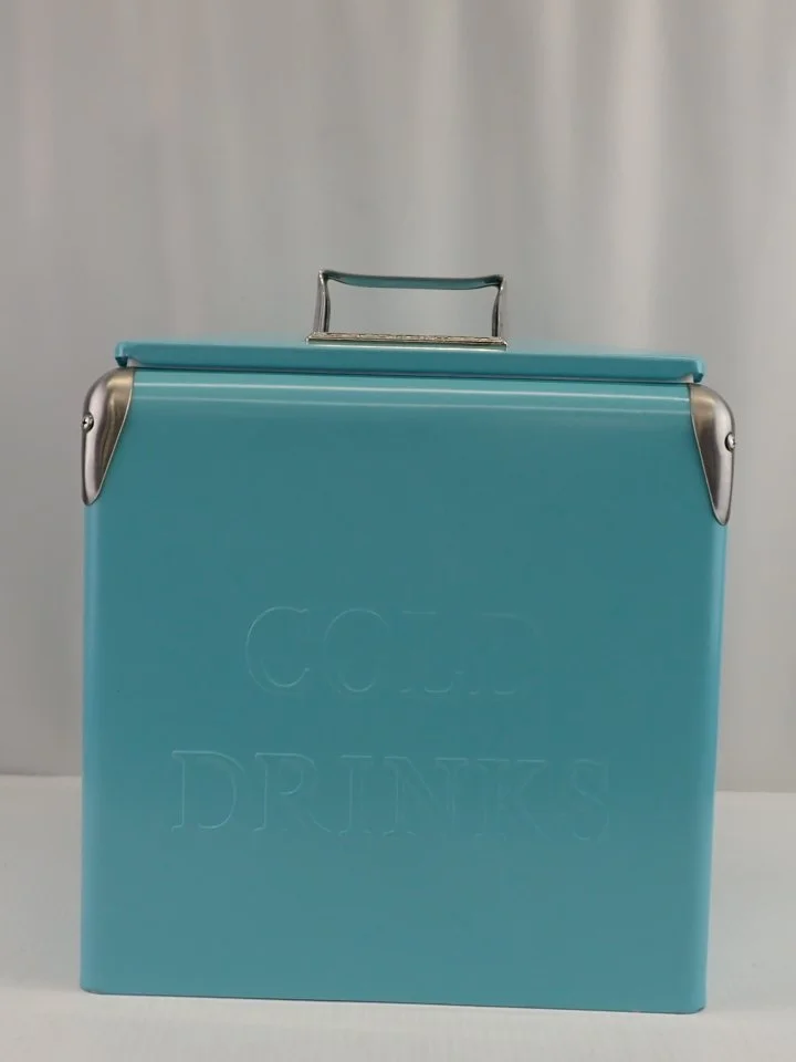 WIN-Online-Shop-Women-In-Need-Community-Cooperative-Resale-Thrift-Store-Jewelry-Gold-Silver-Clothing-Furniture-Antiques-Vintage-Books-Christmas-Victoria-BC- (346).JPG