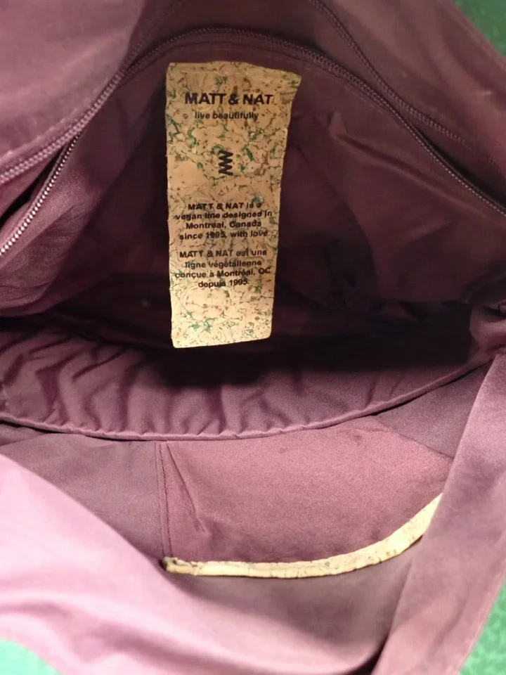 WIN-Online-Shop-Women-In-Need-Community-Cooperative-Resale-Thrift-Store-Jewelry-Gold-Silver-Clothing-Furniture-Antiques-Vintage-Books-Christmas-Victoria-BC- (71).JPG