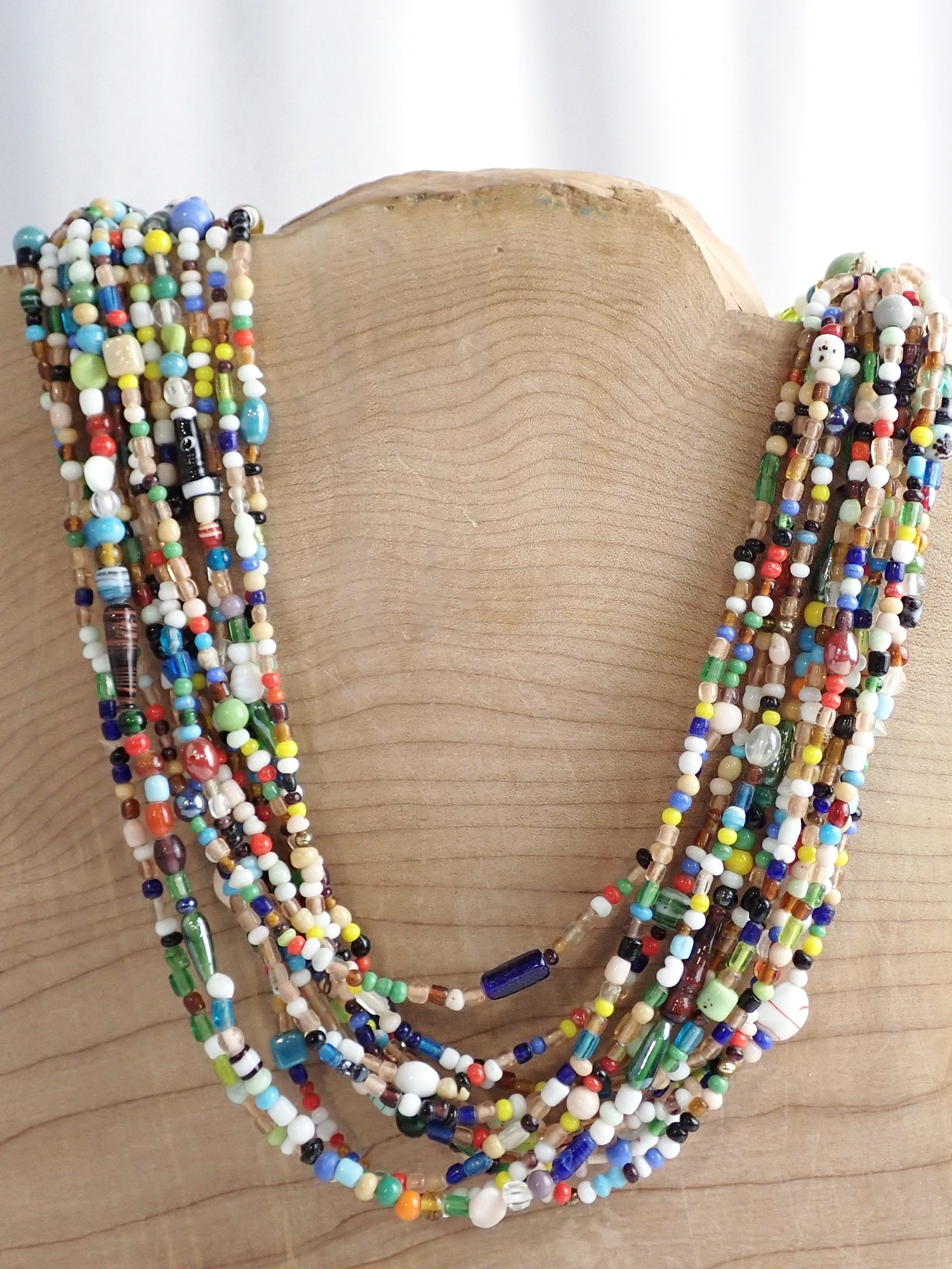 WIN+Online+Shop+Women+In+Need+Community+Cooperative+Resale+Thrift+Store+Jewelry+Gold+Silver+Clothing+Shoes+Home+Interior+Decor+Furniture+Antiques+Vintage+Books+Christmas+Victoria+BC+%284%29.jpg