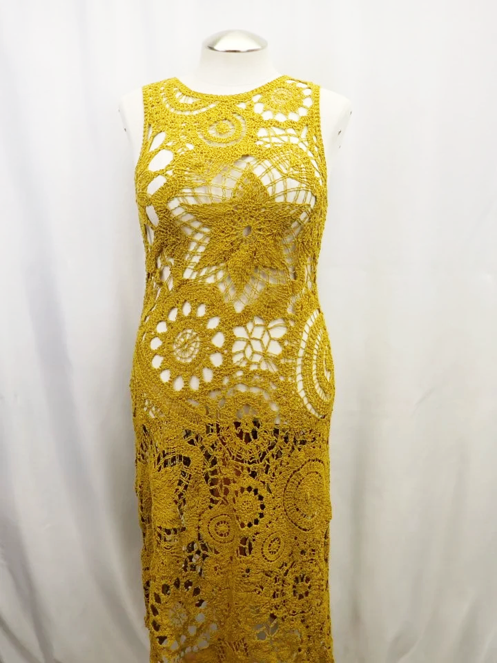 (NEW) Zara Yellow Macramé Crochet Sleevess Slip-On Dress (M)