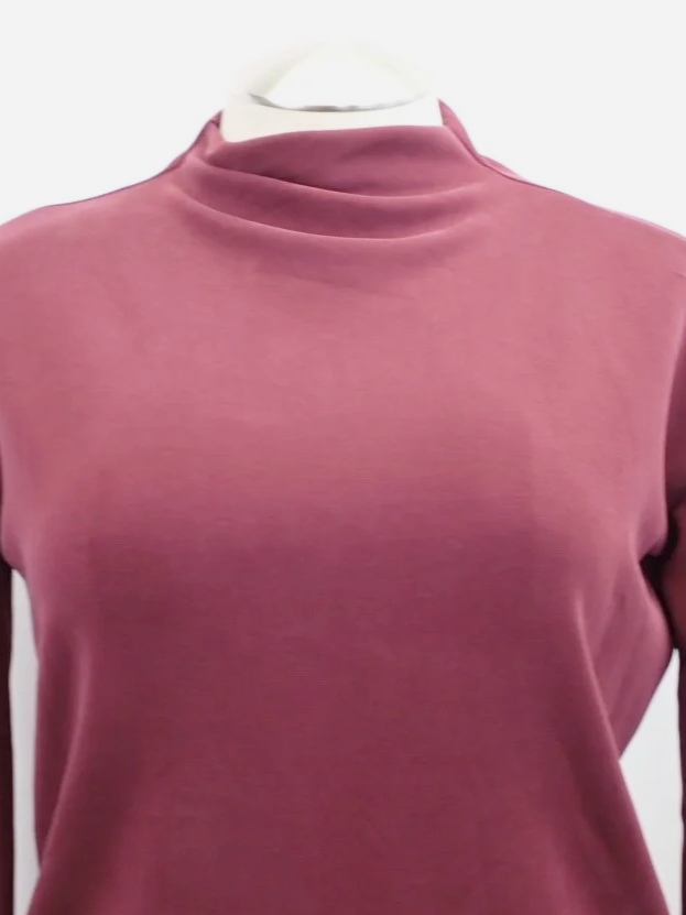 WIN-Online-Shop-Women-In-Need-Community-Cooperative-Resale-Thrift-Store-Jewelry-Gold-Silver-Clothing-Furniture-Antiques-Vintage-Books-Christmas-Victoria-BC-+%2835%29.png