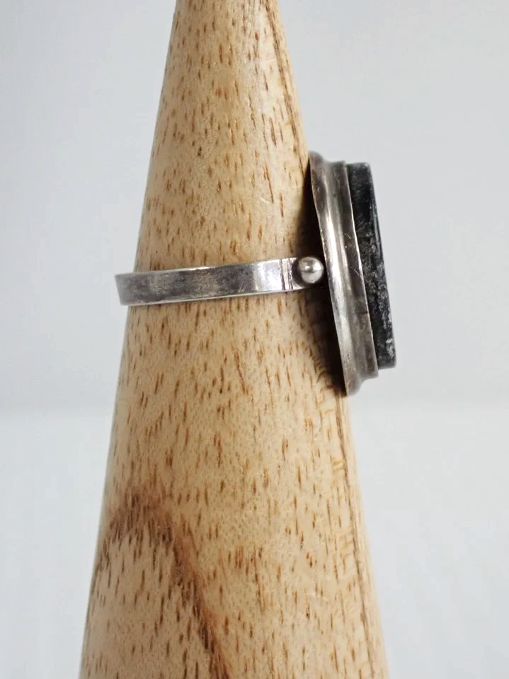 WIN-Online-Shop-Women-In-Need-Community-Cooperative-Resale-Thrift-Store-Jewelry-Gold-Silver-Clothing-Furniture-Antiques-Vintage-Books-Christmas-Victoria-BC-+%28102%29.png