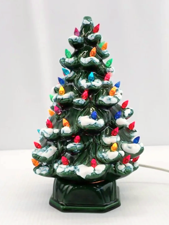 WIN-Online-Shop-Women-In-Need-Community-Cooperative-Resale-Thrift-Store-Jewelry-Gold-Silver-Clothing-Furniture-Antiques-Vintage-Books-Christmas-Victoria-BC-%2B%252879%2529.png