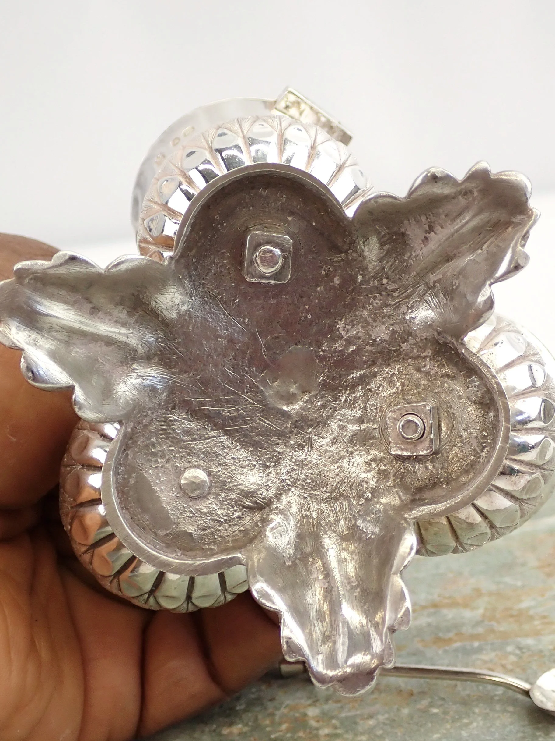 WIN+Online+Shop+Women+In+Need+Community+Cooperative+Resale+Thrift+Store+Jewelry+Gold+Silver+Clothing+Shoes+Home+Interior+Decor+Furniture+Antiques+Vintage+Books+Christmas+Victoria+BC+%2826%29.jpg