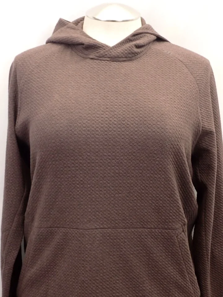 WIN-Online-Shop-Women-In-Need-Community-Cooperative-Resale-Thrift-Store-Jewelry-Gold-Silver-Clothing-Furniture-Antiques-Vintage-Books-Christmas-Victoria-BC- (100).JPG