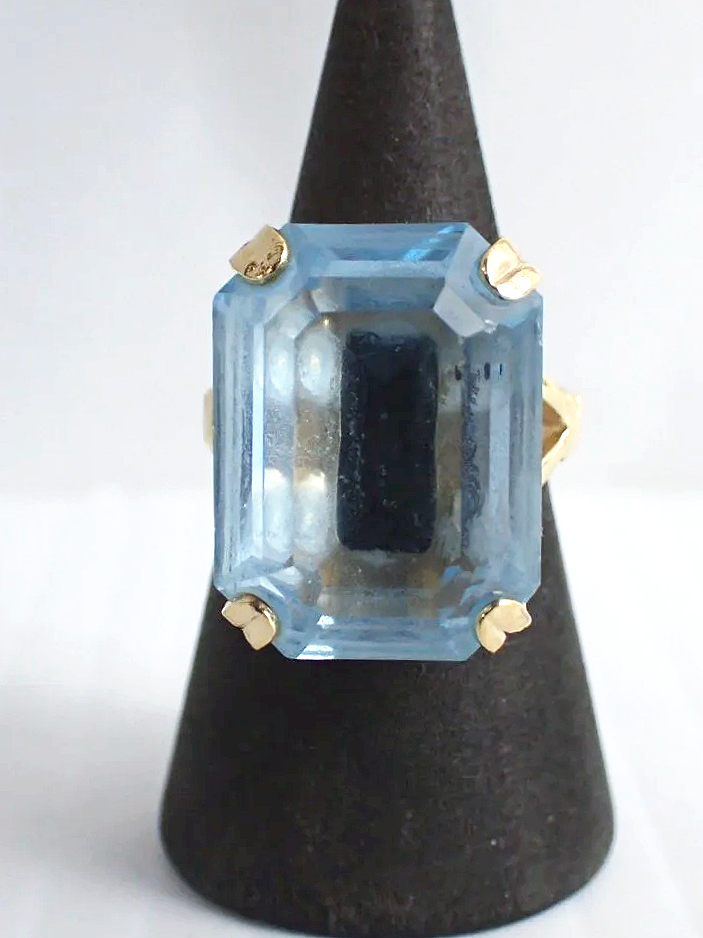 18K Gold Electroplated Aquamarine Glass Cocktail Ring (5)