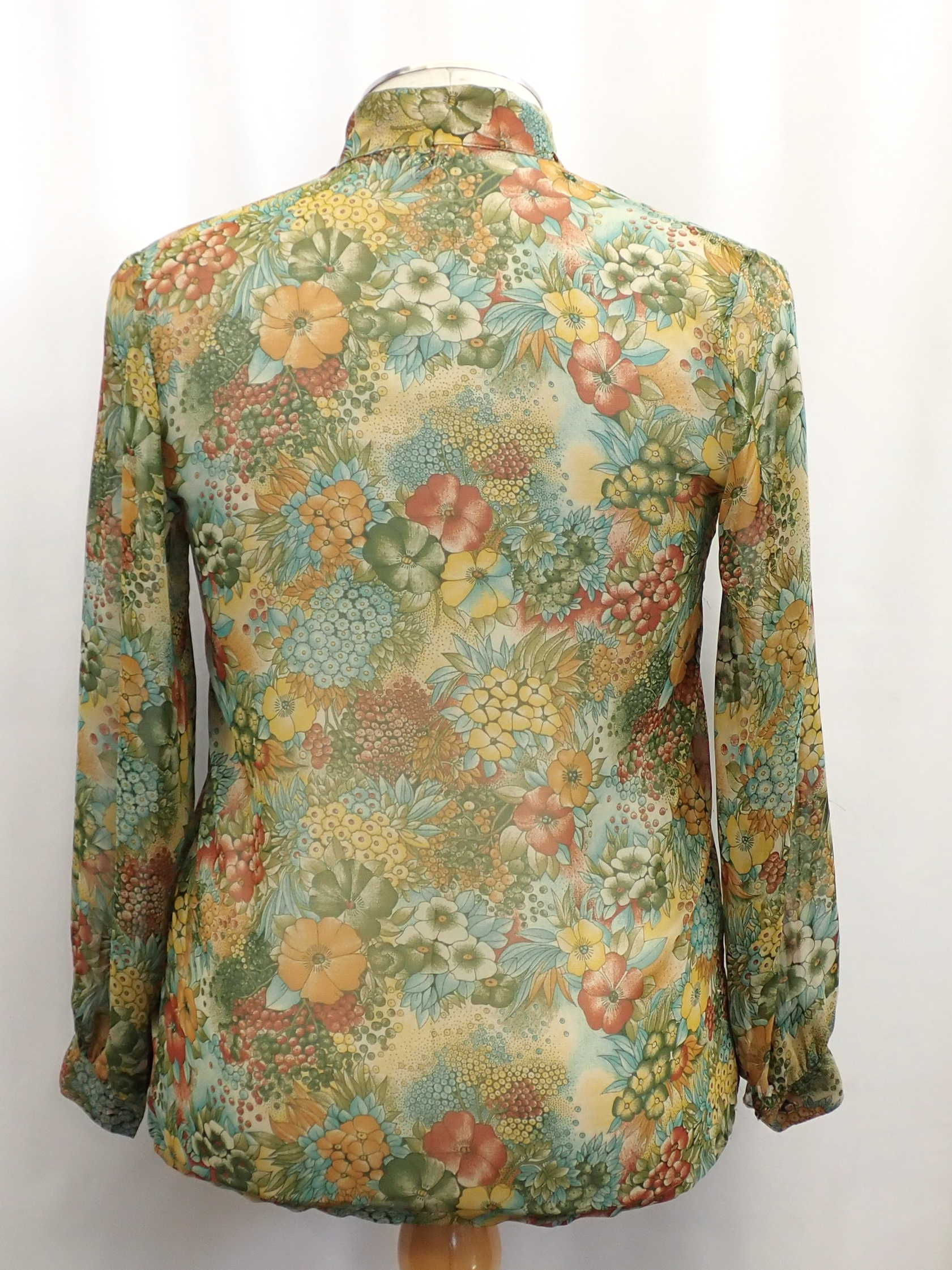 WIN+Online+Shop+Women+In+Need+Community+Cooperative+Resale+Thrift+Store+Jewelry+Gold+Silver+Clothing+Shoes+Home+Interior+Decor+Furniture+Antiques+Vintage+Books+Christmas+Victoria+BC+%2888%29.png