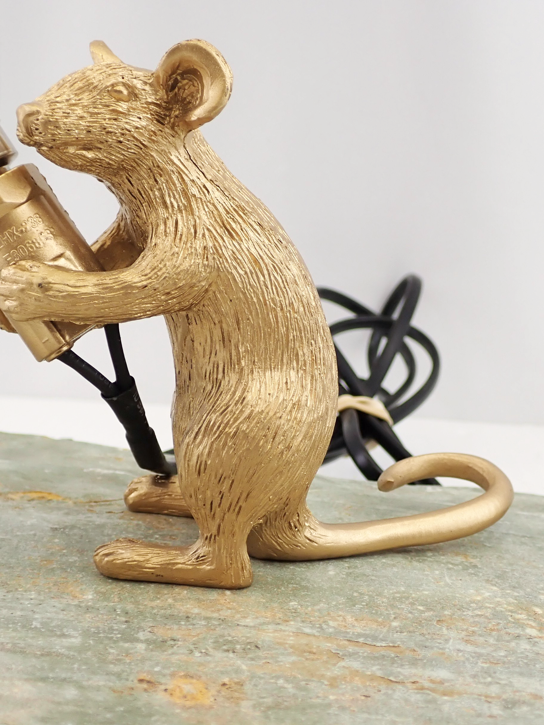 WIN+Online+Shop+Women+In+Need+Community+Cooperative+Resale+Thrift+Store+Jewelry+Gold+Silver+Clothing+Shoes+Home+Interior+Decor+Furniture+Antiques+Vintage+Books+Christmas+Victoria+BC+%2886%29.png