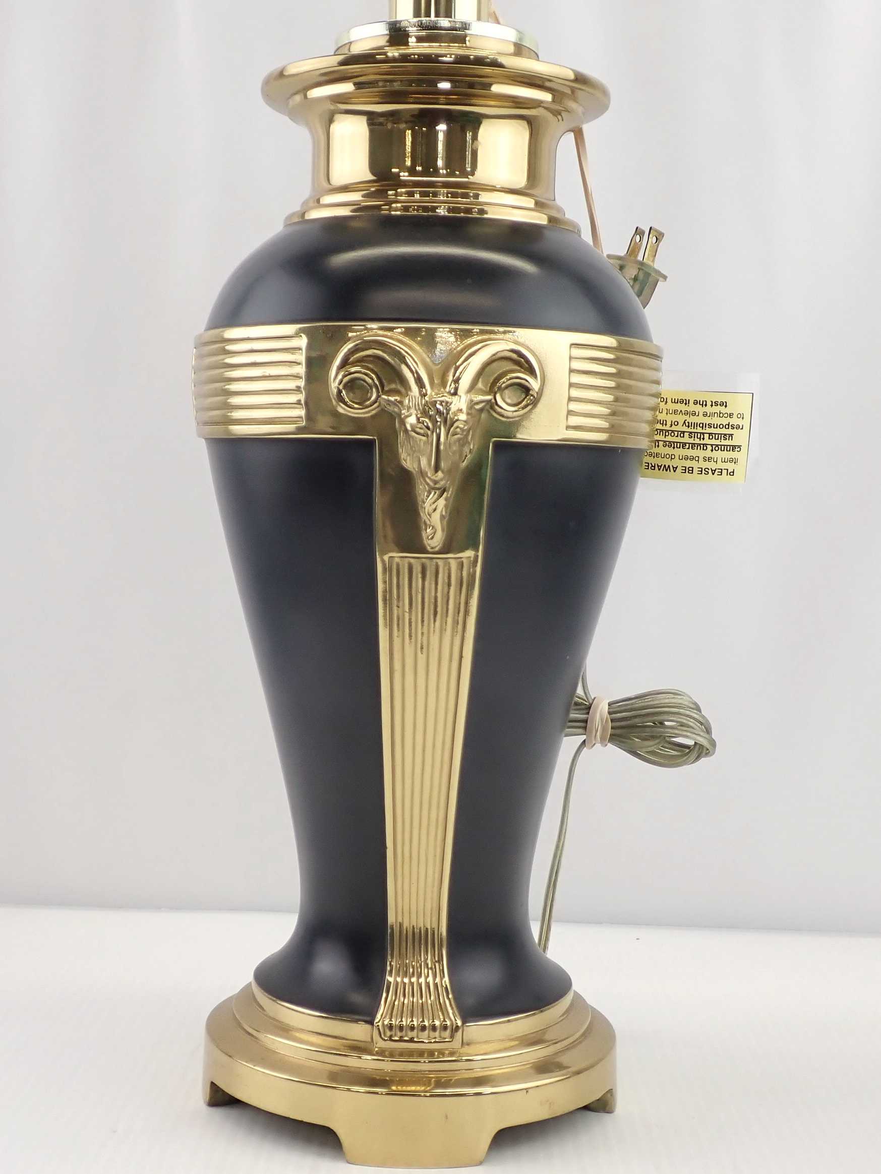 WIN+Online+Shop+Women+In+Need+Community+Cooperative+Resale+Thrift+Store+Jewelry+Gold+Silver+Clothing+Shoes+Home+Interior+Decor+Furniture+Antiques+Vintage+Books+Christmas+Victoria+BC+%2897%29.png