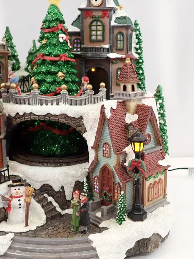 WIN-Online-Shop-Women-In-Need-Community-Cooperative-Resale-Thrift-Store-Jewelry-Gold-Silver-Clothing-Furniture-Antiques-Vintage-Books-Christmas-Victoria-BC-+%2839%29.png
