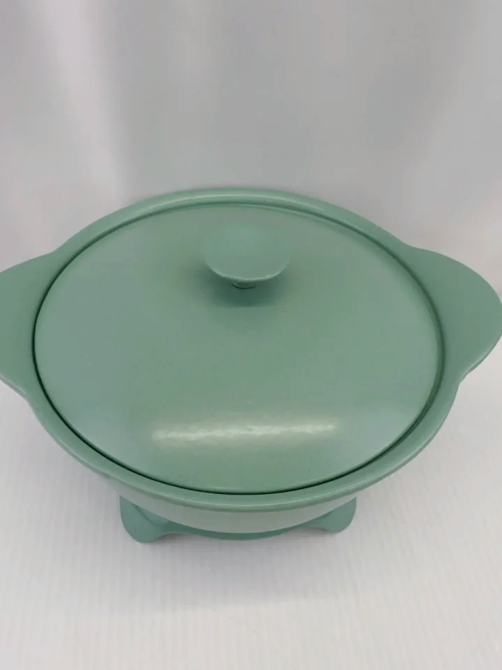 WIN-Online-Shop-Women-In-Need-Community-Cooperative-Resale-Thrift-Store-Jewelry-Gold-Silver-Clothing-Furniture-Antiques-Vintage-Books-Christmas-Victoria-BC-+%2825%29.png