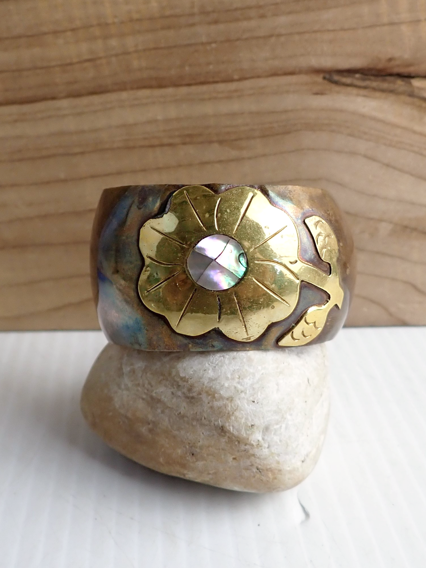 WIN+Online+Shop+Women+In+Need+Community+Cooperative+Resale+Thrift+Store+Jewelry+Gold+Silver+Clothing+Shoes+Home+Interior+Decor+Furniture+Antiques+Vintage+Books+Christmas+Victoria+BC+%28117%29.png