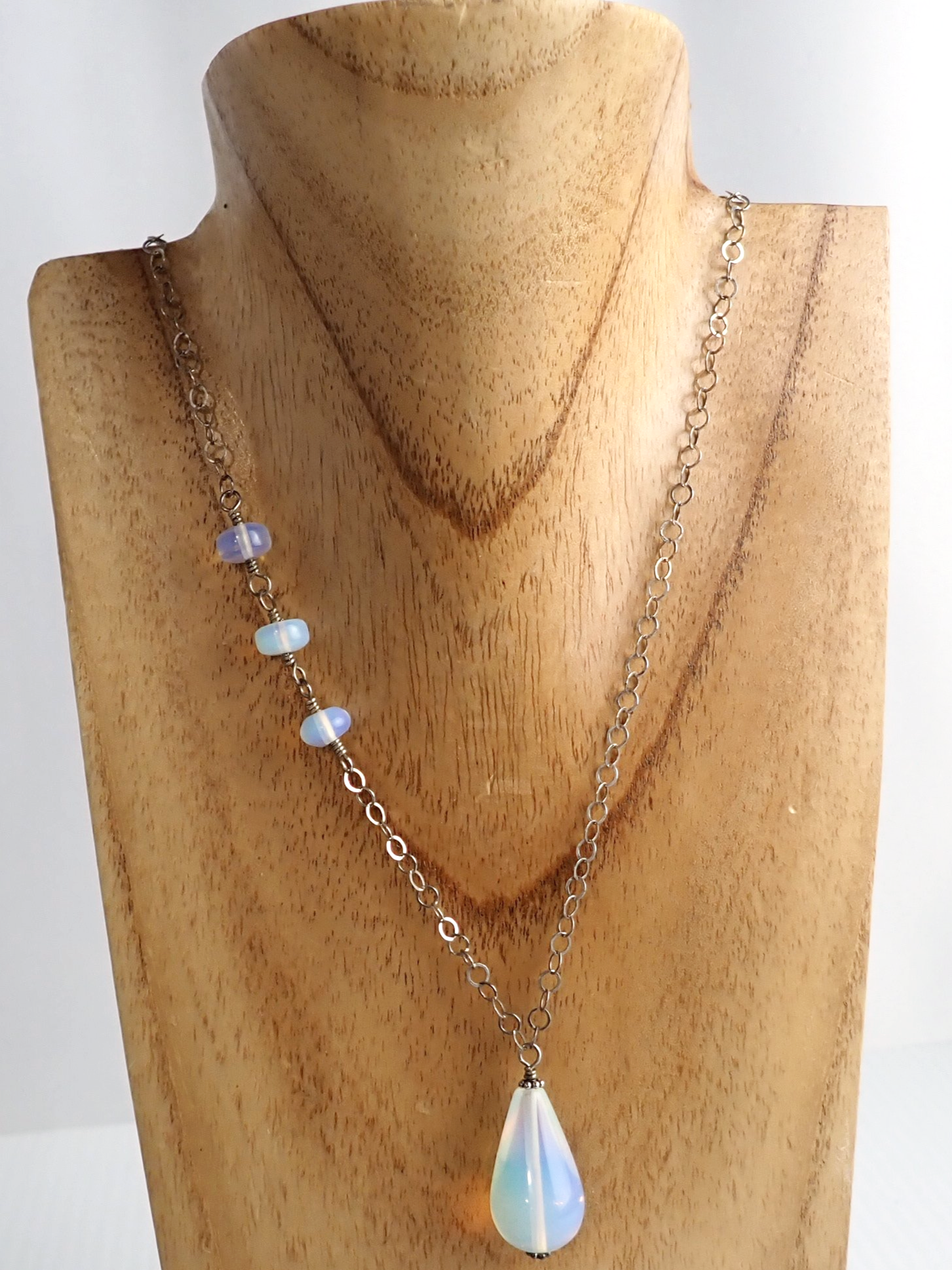 WIN+Online+Shop+Women+In+Need+Community+Cooperative+Resale+Thrift+Store+Jewelry+Gold+Silver+Clothing+Shoes+Home+Interior+Decor+Furniture+Antiques+Vintage+Books+Christmas+Victoria+BC+%28108%29.png