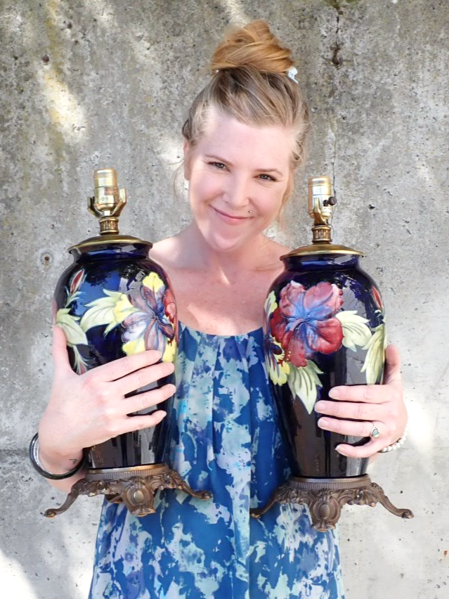 WIN+Online+Shop+Women+In+Need+Community+Cooperative+Resale+Thrift+Store+Jewelry+Gold+Silver+Clothing+Shoes+Home+Interior+Decor+Furniture+Antiques+Vintage+Books+Christmas+Victoria+BC+%28252%29.png