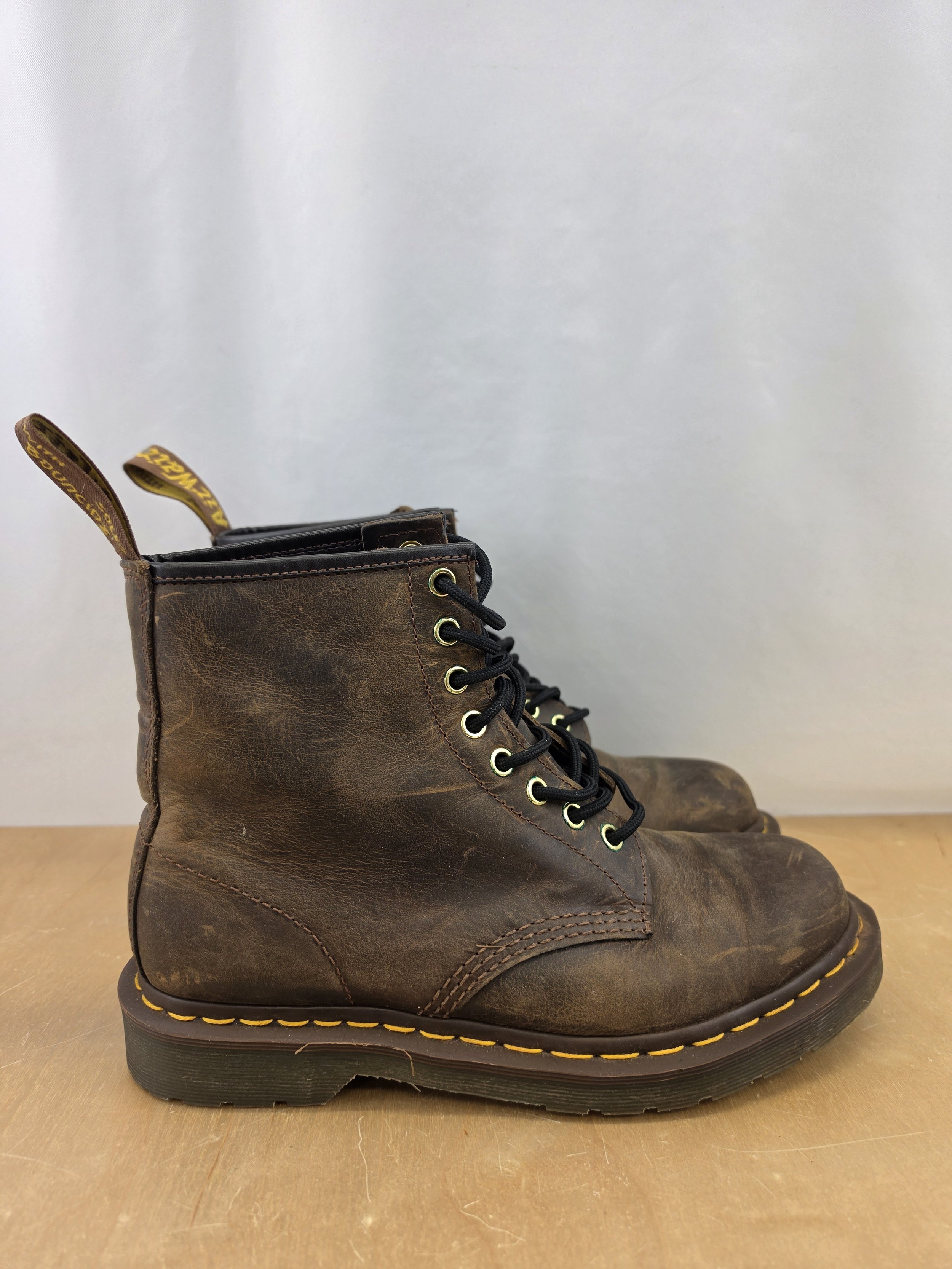 Dr  Martens Leather 1460 Crazy Horse Boots (7)0a,