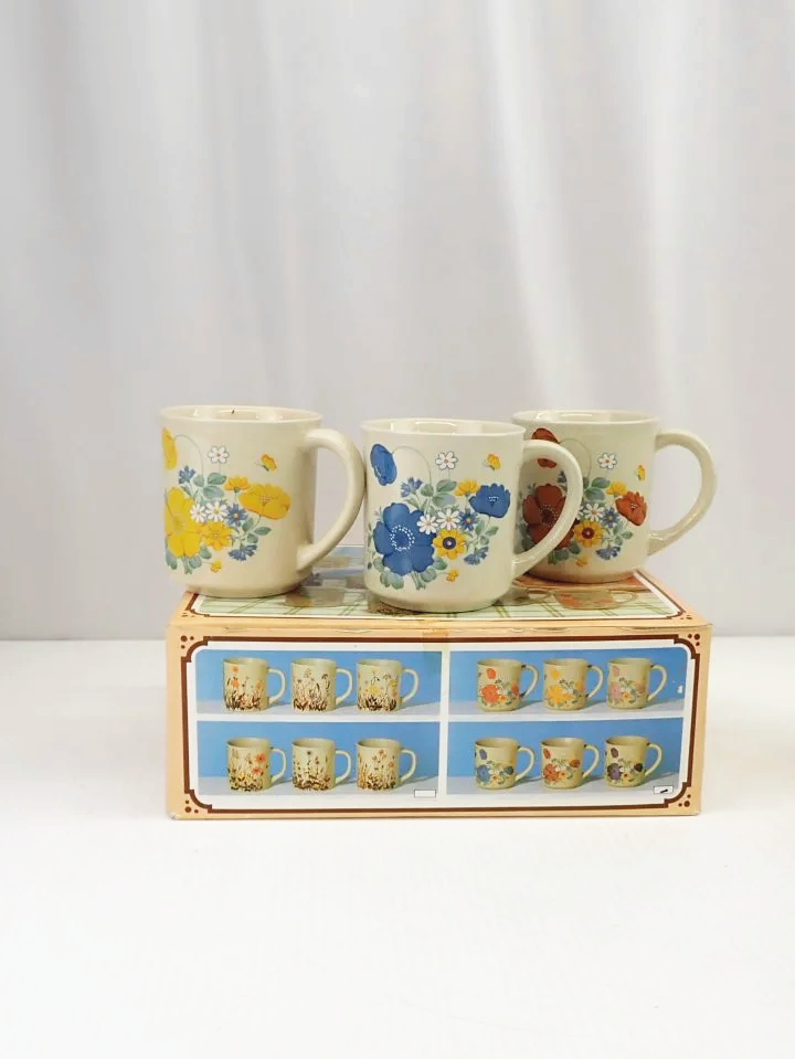 WIN-Online-Shop-Women-In-Need-Community-Cooperative-Resale-Thrift-Store-Jewelry-Gold-Silver-Clothing-Furniture-Antiques-Vintage-Books-Christmas-Victoria-BC-%252B%252528208%252529.png