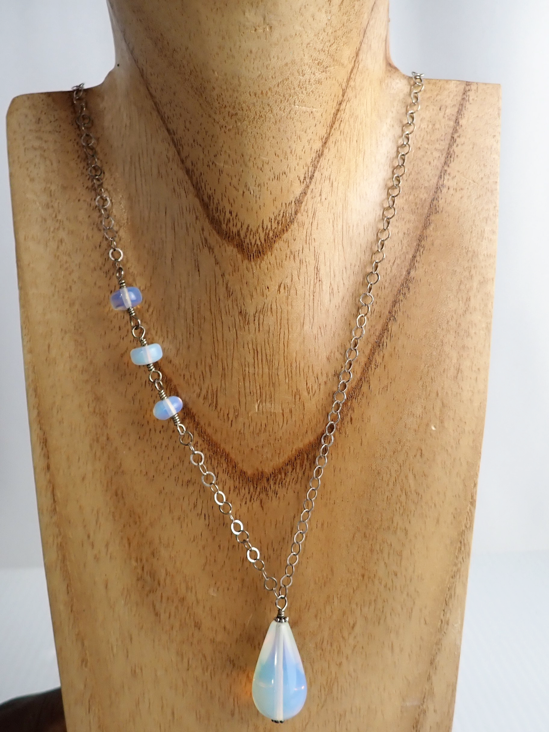 WIN+Online+Shop+Women+In+Need+Community+Cooperative+Resale+Thrift+Store+Jewelry+Gold+Silver+Clothing+Shoes+Home+Interior+Decor+Furniture+Antiques+Vintage+Books+Christmas+Victoria+BC+%28110%29.png