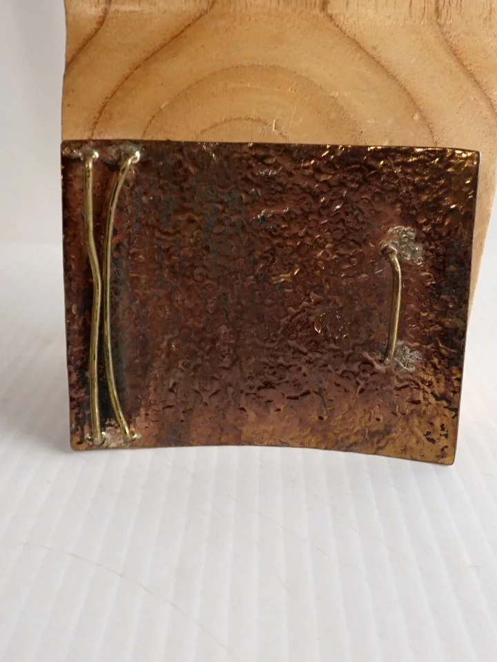 WIN-Online-Shop-Women-In-Need-Community-Cooperative-Resale-Thrift-Store-Jewelry-Gold-Silver-Clothing-Furniture-Antiques-Vintage-Books-Christmas-Victoria-BC- (261).JPG