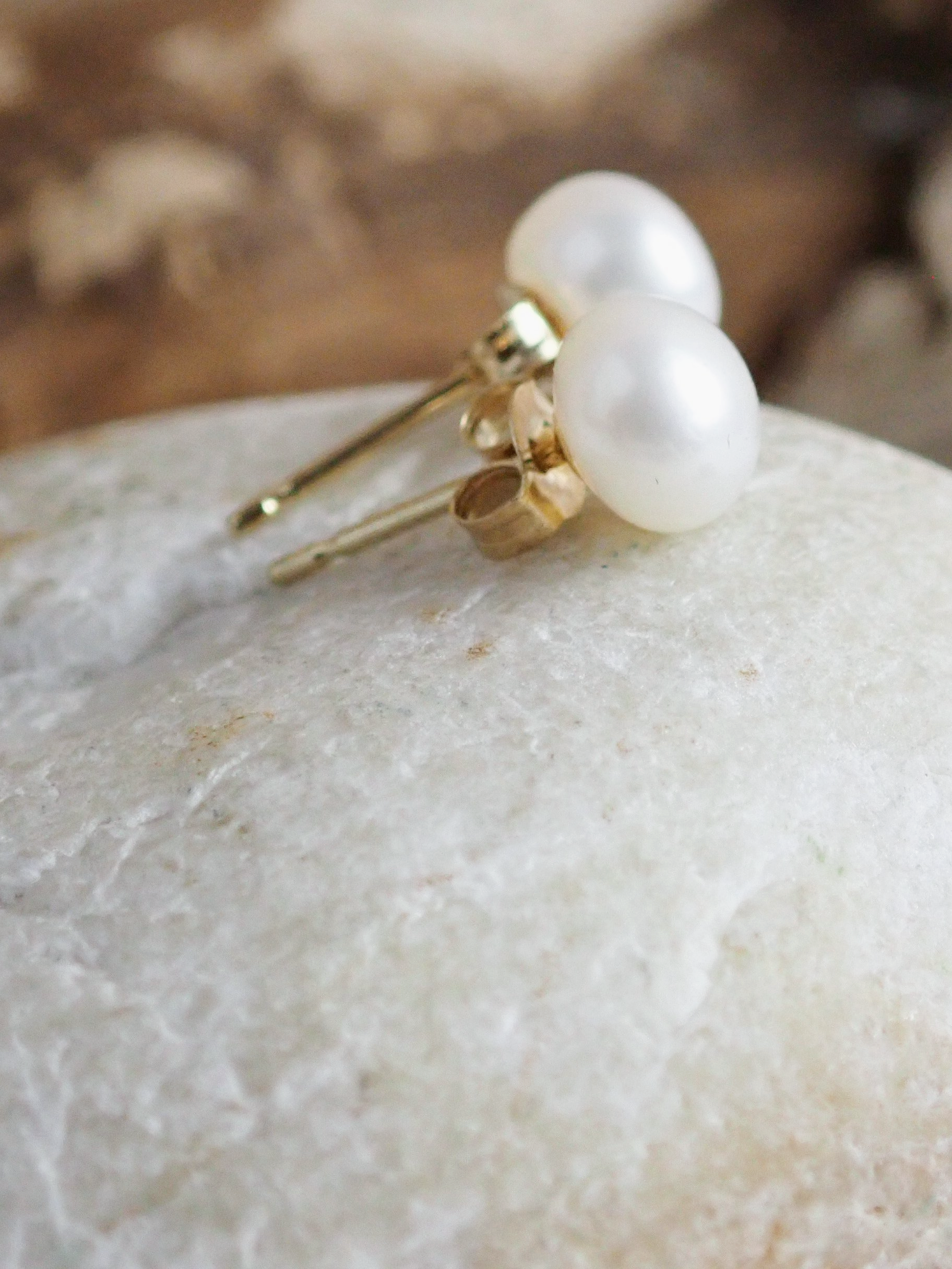WIN+Online+Shop+Women+In+Need+Community+Cooperative+Resale+Thrift+Store+Jewelry+Gold+Silver+Clothing+Shoes+Home+Interior+Decor+Furniture+Antiques+Vintage+Books+Christmas+Victoria+BC+%2880%29.png