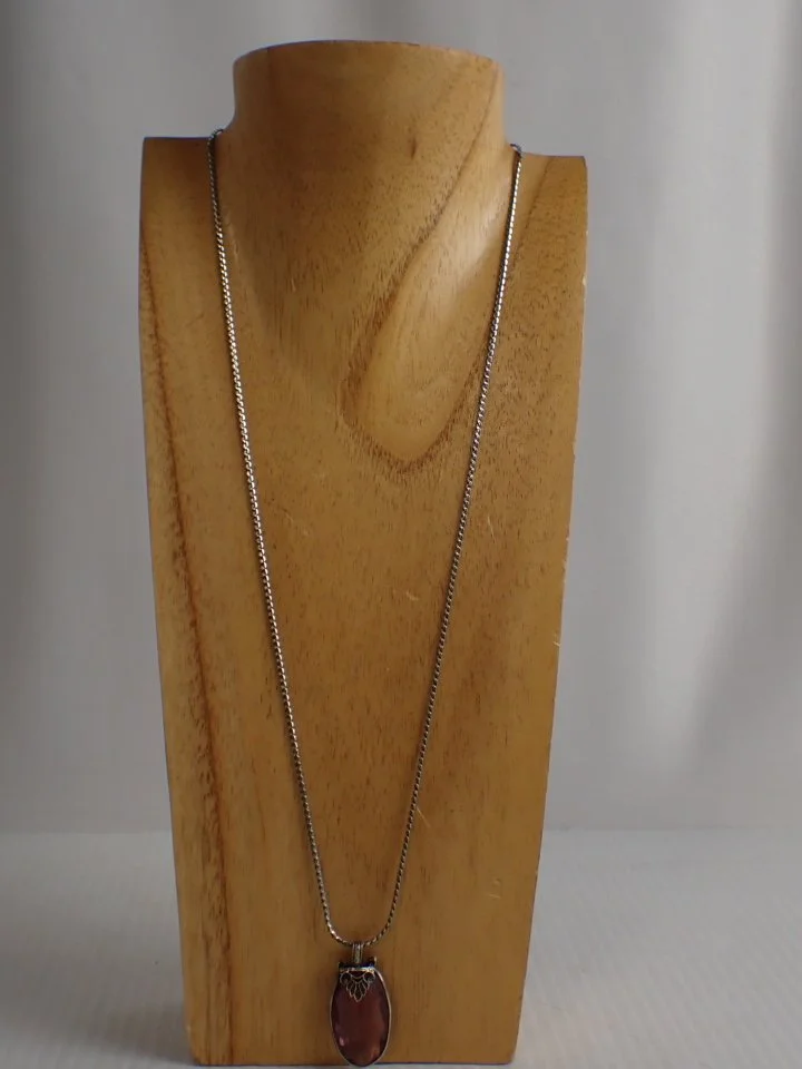 WIN-Online-Shop-Women-In-Need-Community-Cooperative-Resale-Thrift-Store-Jewelry-Gold-Silver-Clothing-Furniture-Antiques-Vintage-Books-Christmas-Victoria-BC- (84).JPG