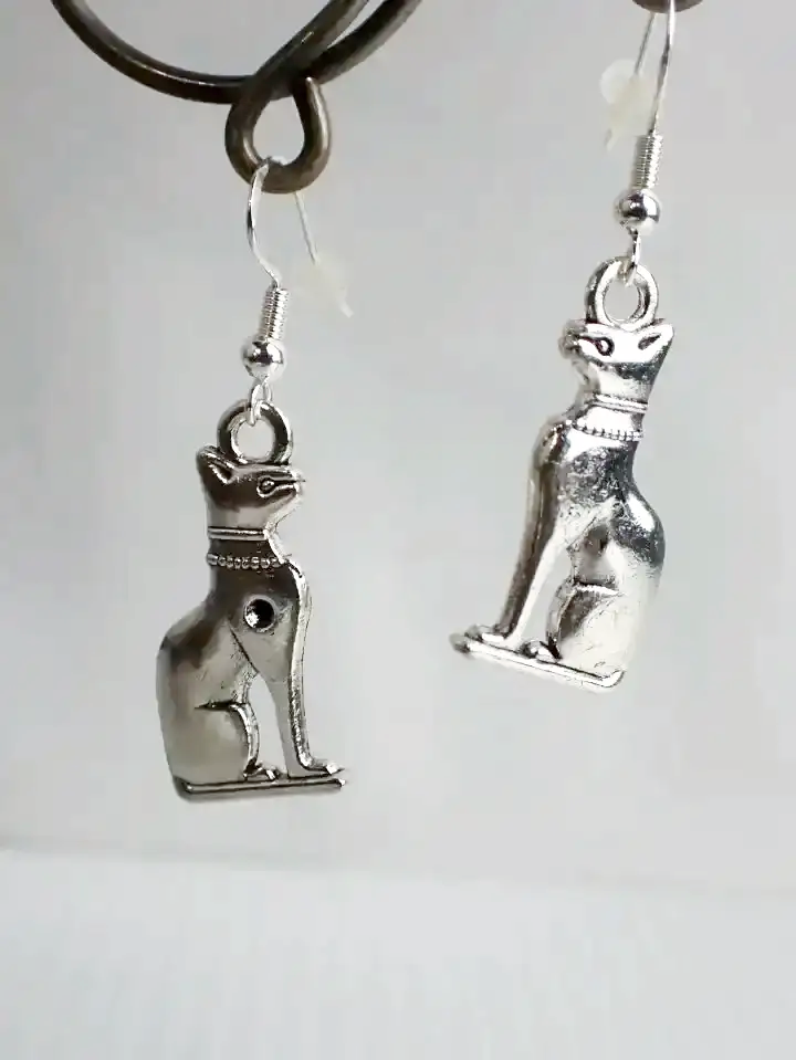 925 Silver Hook Bastet Goddess Cat Necklace
