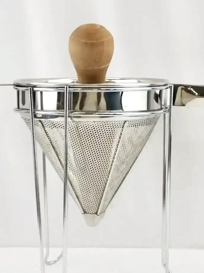 (NEW) Stainless Steel Cone Strainer Sieve & Wooden Pestle