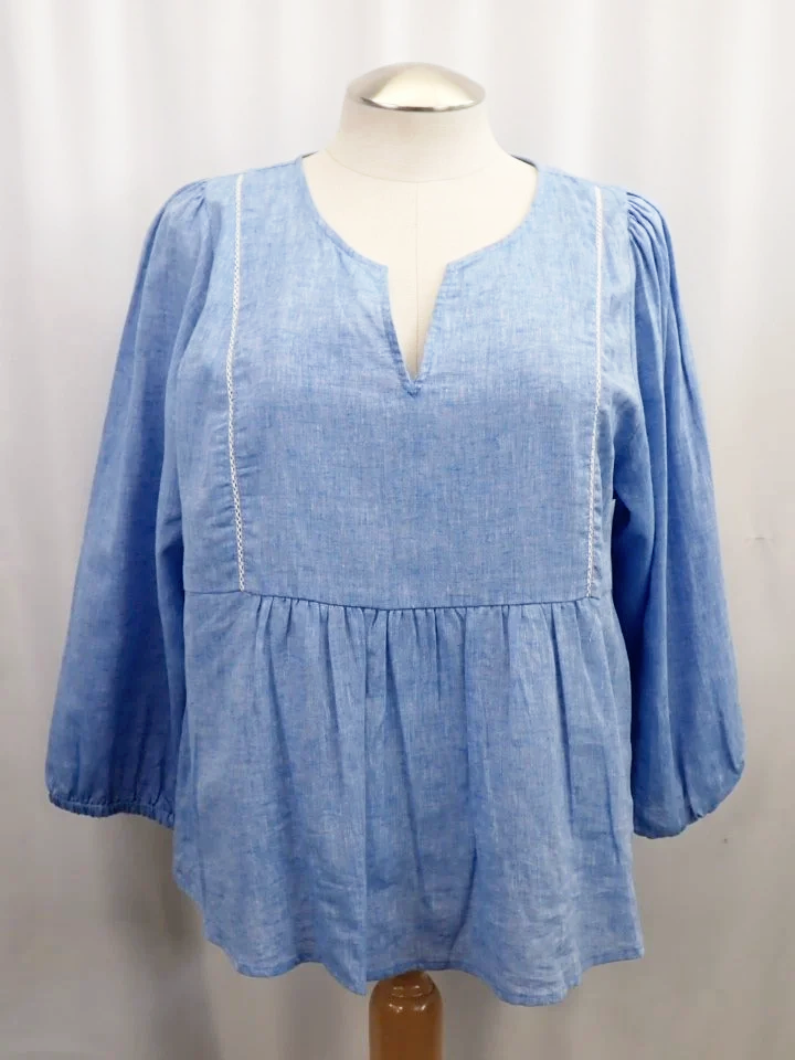 Banana Republic Linen & Cotton Blend Chambray V-Neck Top (XL)
