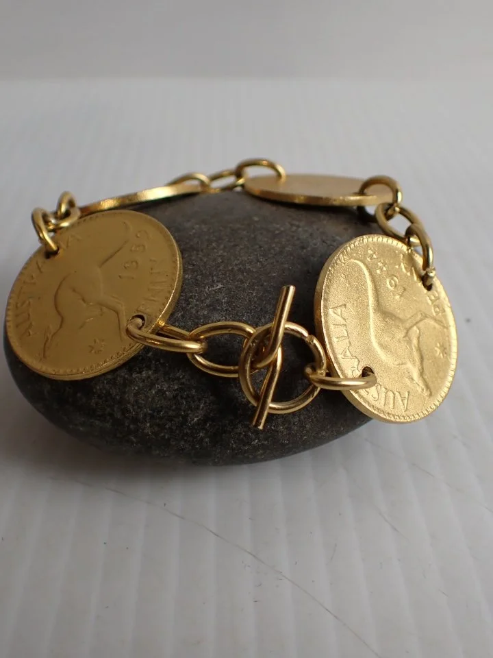 WIN-Online-Shop-Women-In-Need-Community-Cooperative-Resale-Thrift-Store-Jewelry-Gold-Silver-Clothing-Furniture-Antiques-Vintage-Books-Christmas-Victoria-BC- (163).JPG