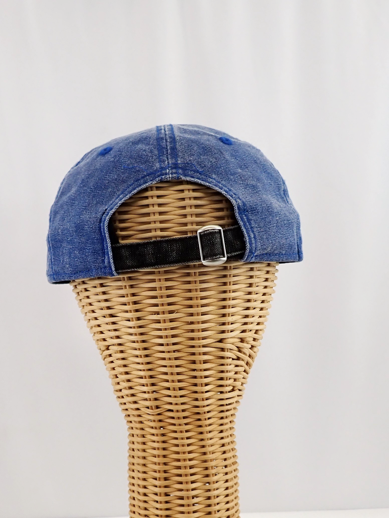 WIN+Online+Shop+Women+In+Need+Community+Cooperative+Resale+Thrift+Store+Jewelry+Gold+Silver+Clothing+Shoes+Home+Interior+Decor+Furniture+Antiques+Vintage+Books+Christmas+Victoria+BC+%284%29.png