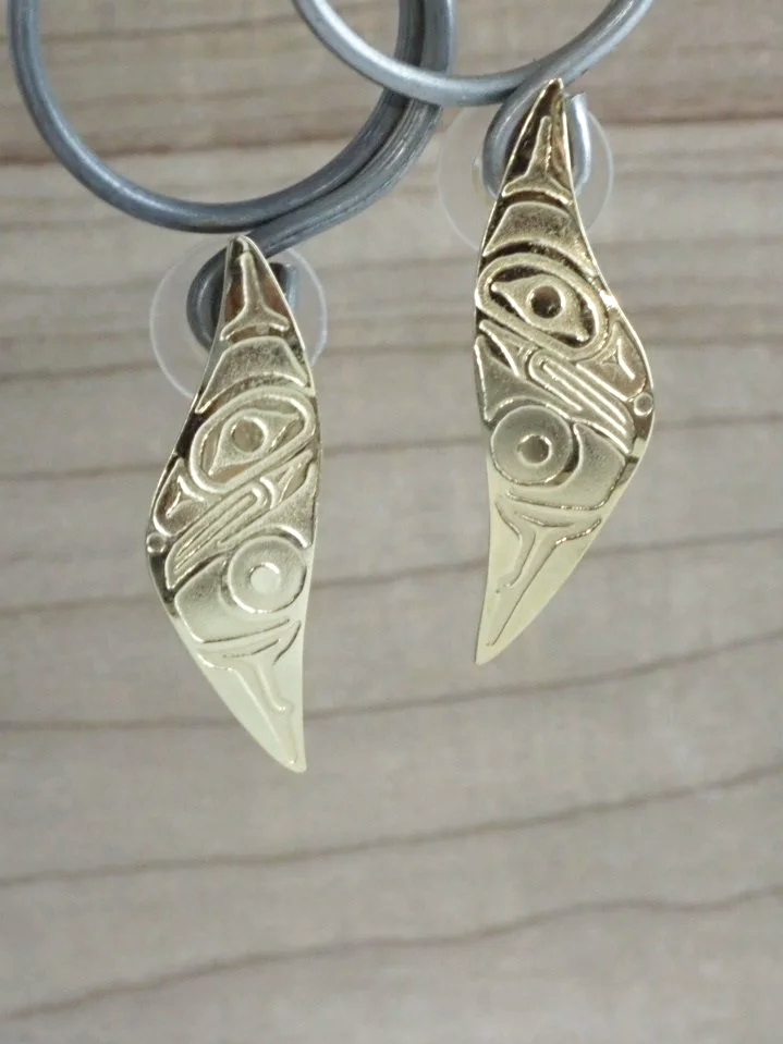 WIN-Online-Shop-Women-In-Need-Community-Cooperative-Resale-Thrift-Store-Jewelry-Gold-Silver-Clothing-Furniture-Antiques-Vintage-Books-Christmas-Victoria-BC-+%28122%29.png