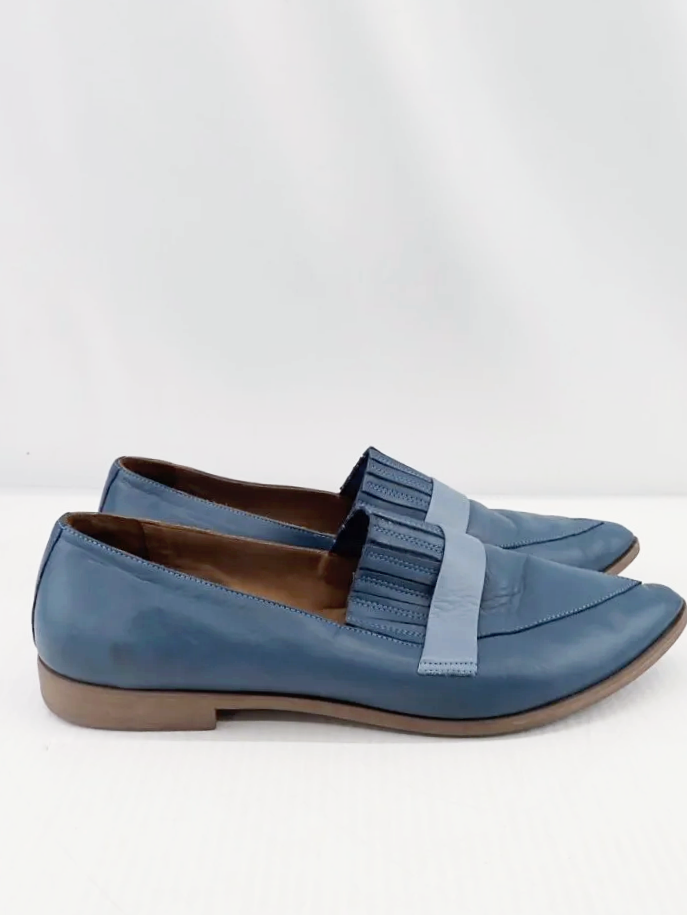 Bueno Leather Upper Blue Slip-On Loafers (41)