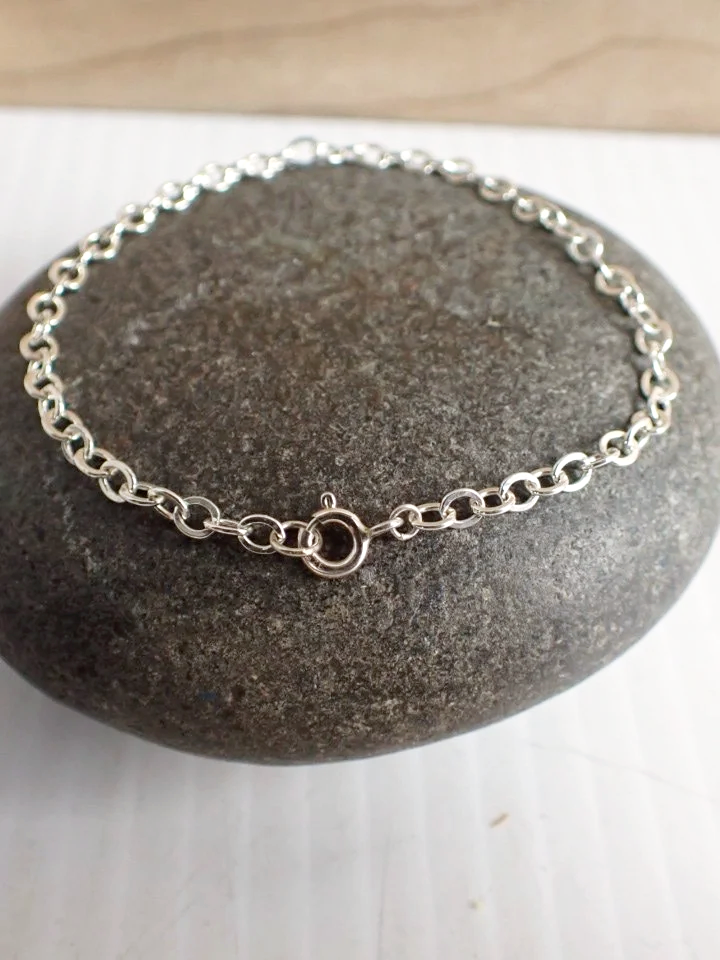 WIN-Online-Shop-Women-In-Need-Community-Cooperative-Resale-Thrift-Store-Jewelry-Gold-Silver-Clothing-Furniture-Antiques-Vintage-Books-Christmas-Victoria-BC-+%28149%29.png