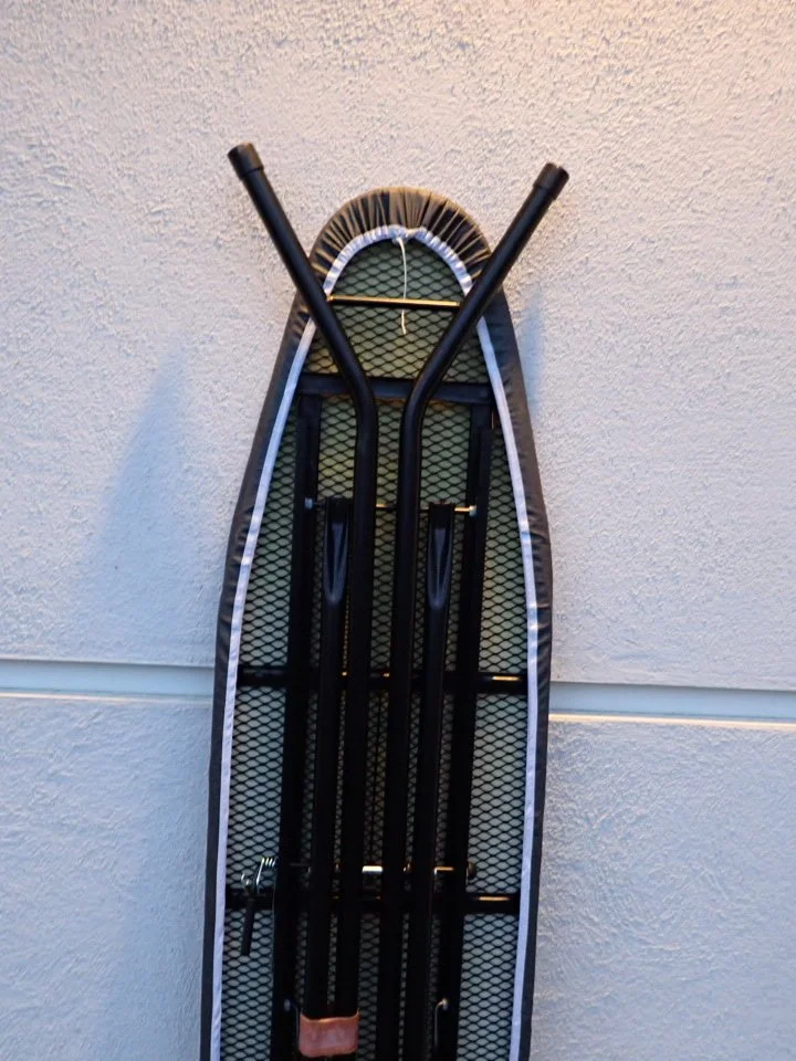 WIN-Online-Shop-Women-In-Need-Community-Cooperative-Resale-Thrift-Store-Jewelry-Gold-Silver-Clothing-Furniture-Antiques-Vintage-Books-Christmas-Victoria-BC- (58).JPG