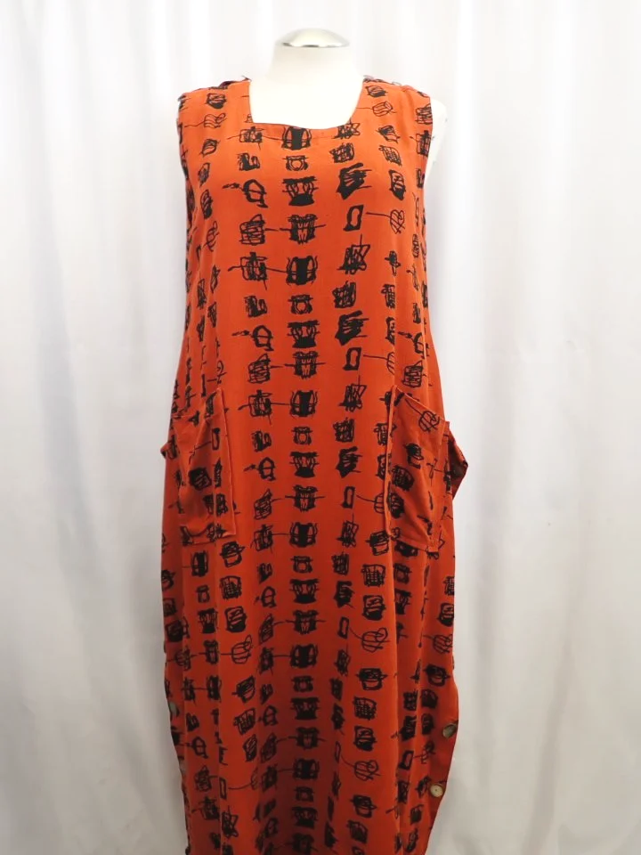 Kaliyana Artwear Linen and Rayon Blend West African Adinkra Symbol Sleeveless Dress (M/L)