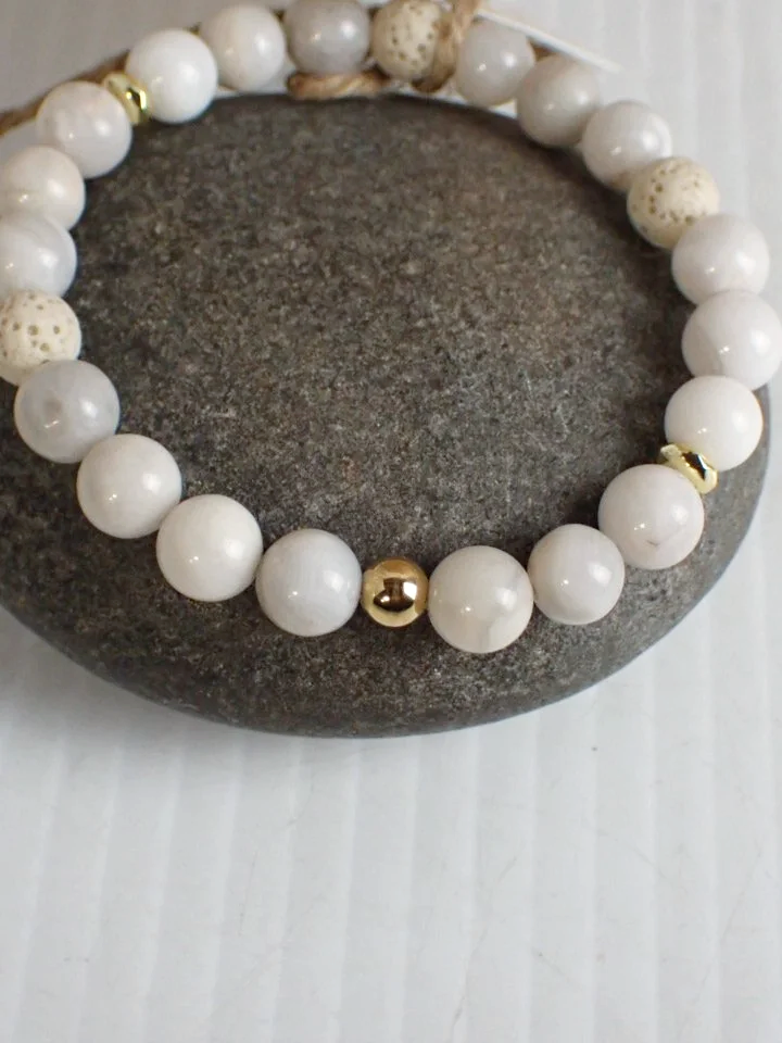 WIN-Online-Shop-Women-In-Need-Community-Cooperative-Resale-Thrift-Store-Jewelry-Gold-Silver-Clothing-Furniture-Antiques-Vintage-Books-Christmas-Victoria-BC-+%2818%29.png