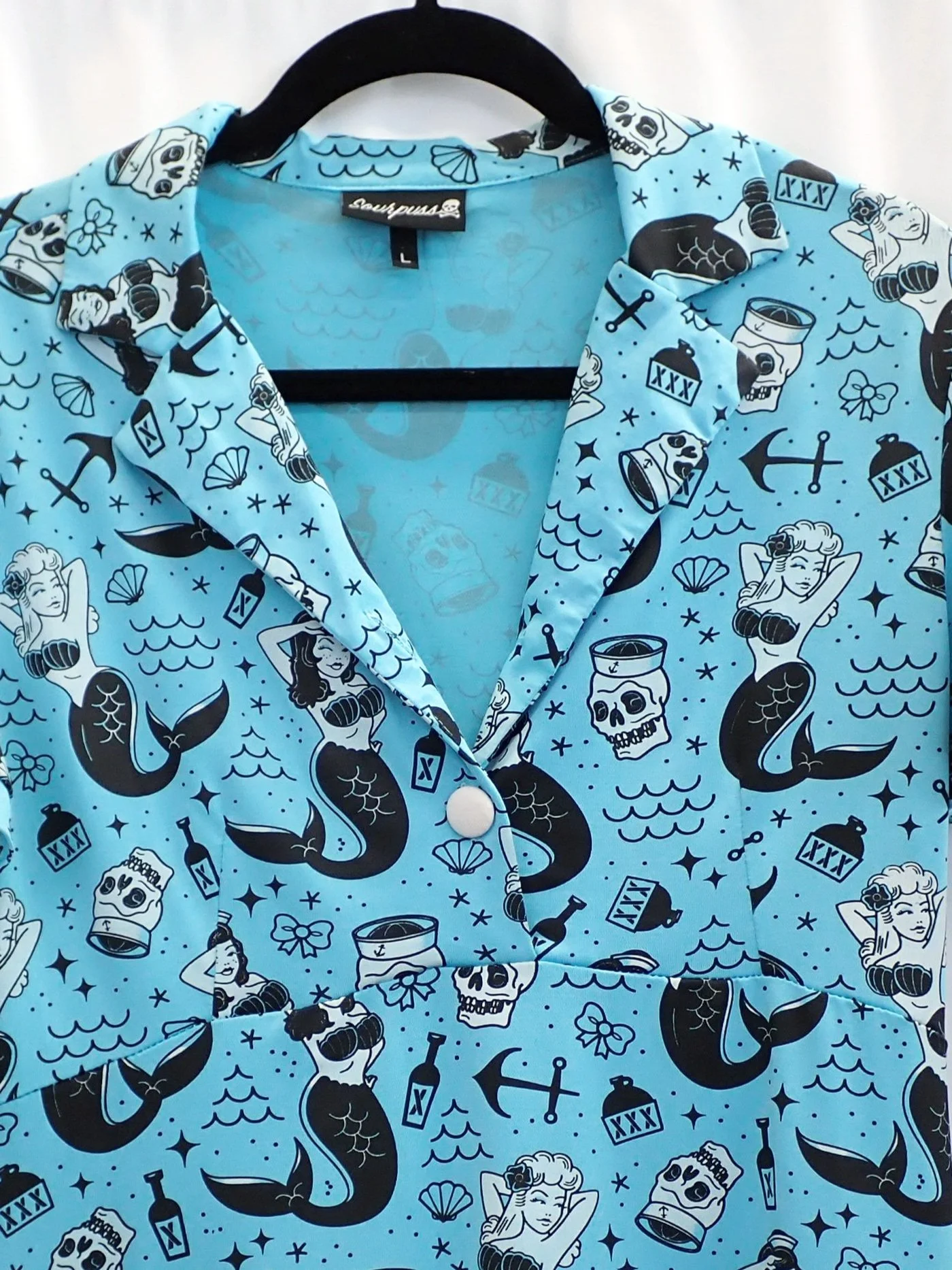 WIN+Online+Shop+Women+In+Need+Community+Cooperative+Resale+Thrift+Store+Jewelry+Gold+Silver+Clothing+Shoes+Home+Interior+Decor+Furniture+Antiques+Vintage+Books+Christmas+Victoria+BC+%2893%29.jpg