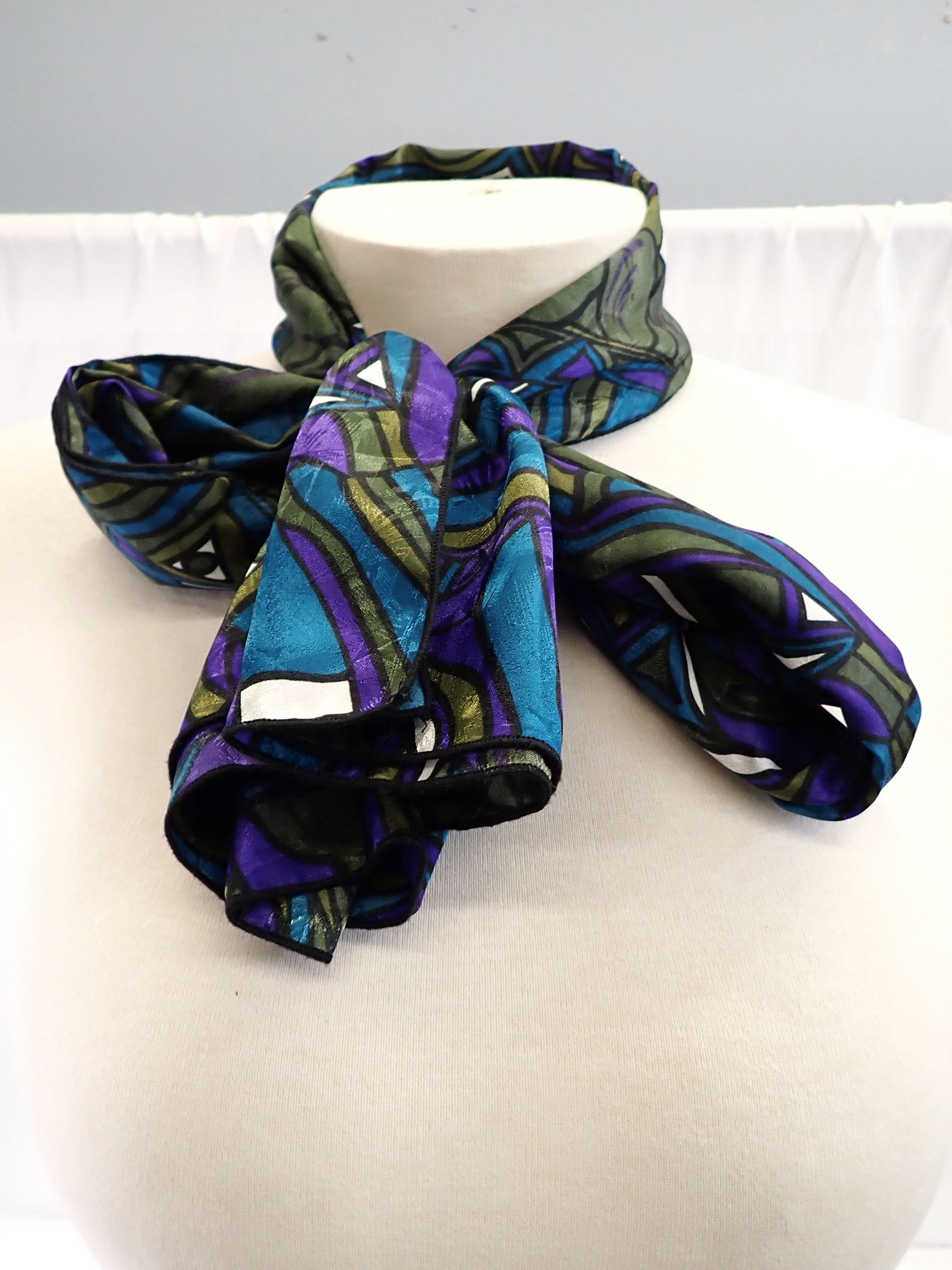 WIN+Online+Shop+Women+In+Need+Community+Cooperative+Resale+Thrift+Store+Jewelry+Gold+Silver+Clothing+Shoes+Home+Interior+Decor+Furniture+Antiques+Vintage+Books+Christmas+Victoria+BC+%2851%29.png