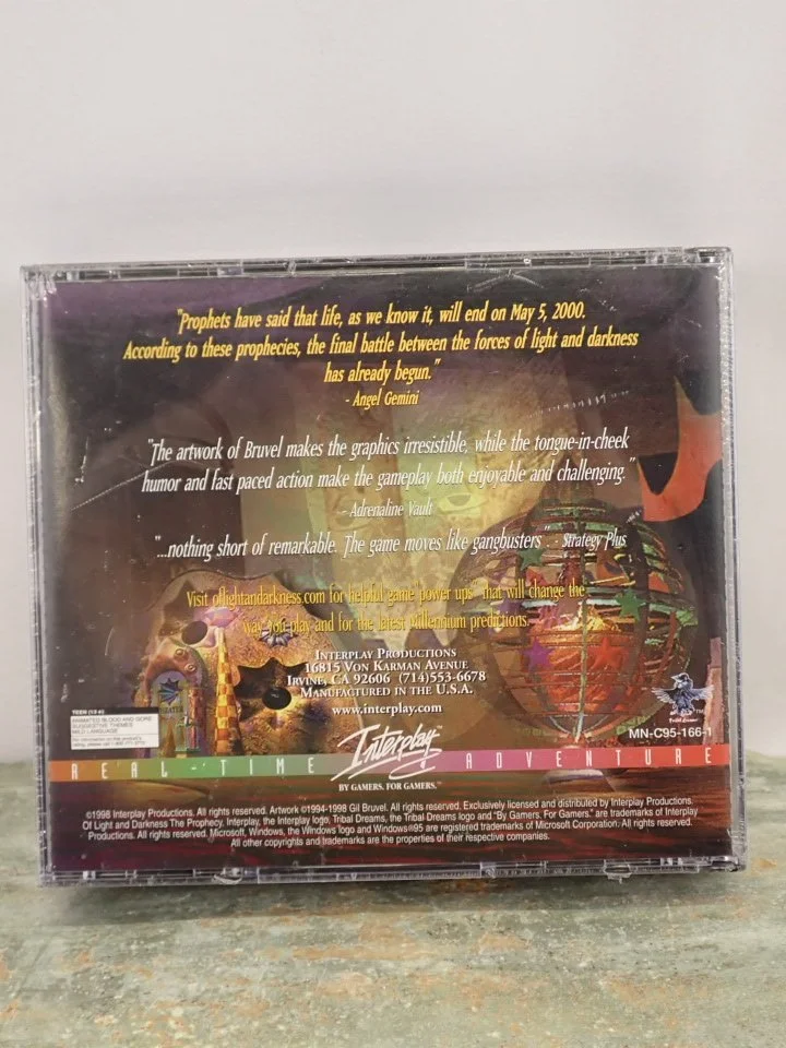 WIN-Online-Shop-Women-In-Need-Community-Cooperative-Resale-Thrift-Store-Jewelry-Gold-Silver-Clothing-Furniture-Antiques-Vintage-Books-Christmas-Victoria-BC- (154).JPG