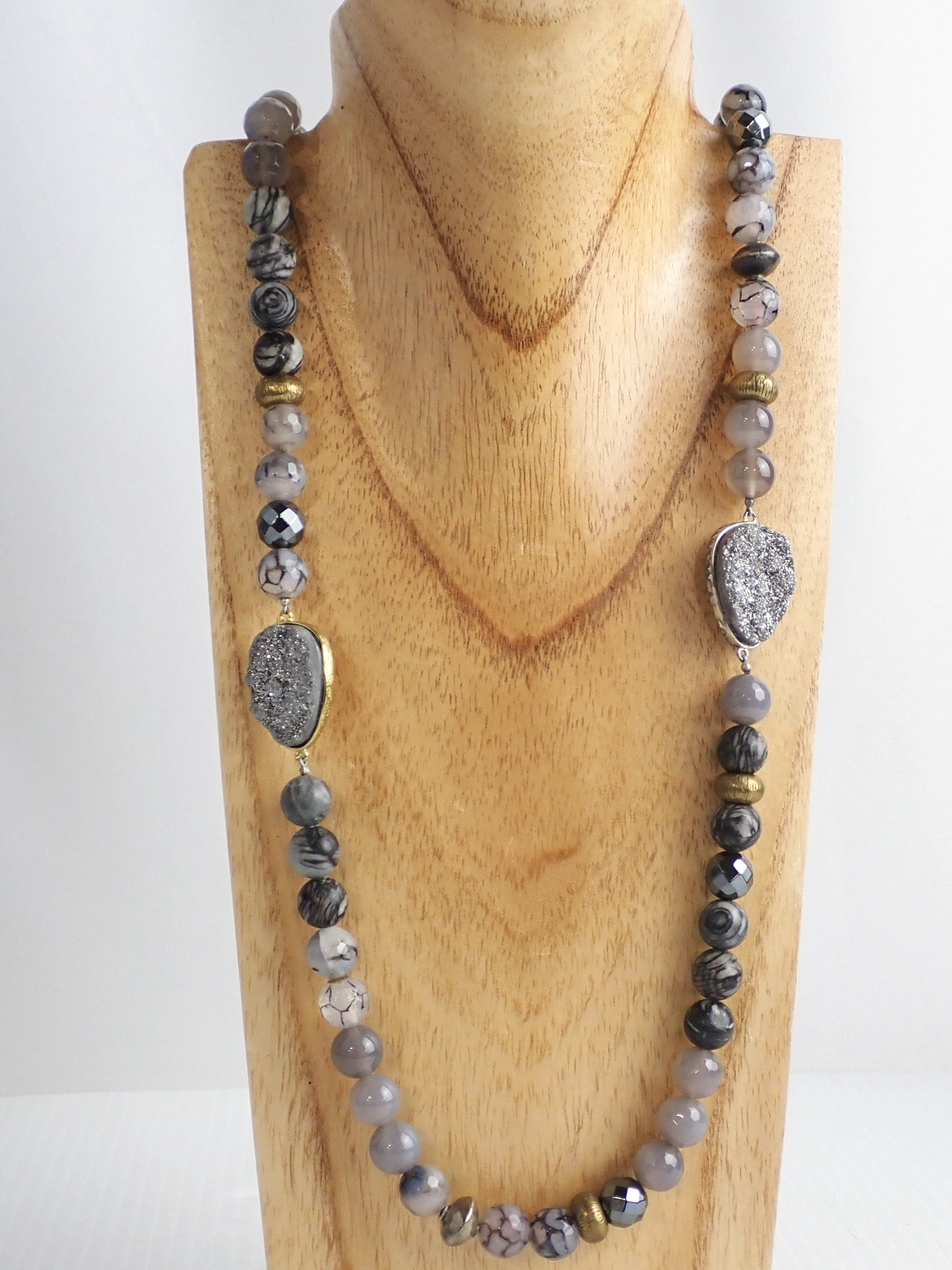 WIN+Online+Shop+Women+In+Need+Community+Cooperative+Resale+Thrift+Store+Jewelry+Gold+Silver+Clothing+Shoes+Home+Interior+Decor+Furniture+Antiques+Vintage+Books+Christmas+Victoria+BC+%2814%29.png