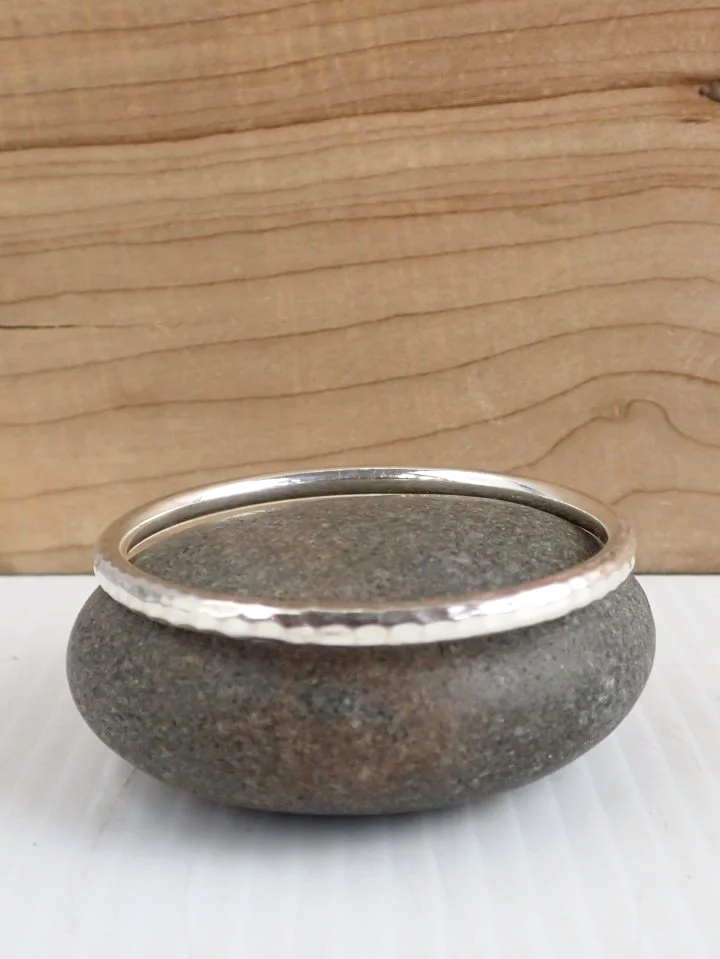WIN-Online-Shop-Women-In-Need-Community-Cooperative-Resale-Thrift-Store-Jewelry-Gold-Silver-Clothing-Furniture-Antiques-Vintage-Books-Christmas-Victoria-BC-+%28194%29.png