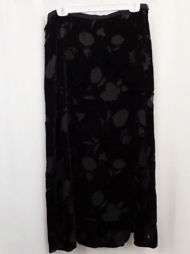 WIN-Online-Shop-Women-In-Need-Community-Cooperative-Resale-Thrift-Store-Jewelry-Gold-Silver-Clothing-Furniture-Antiques-Vintage-Books-Christmas-Victoria-BC-+%2893%29.png