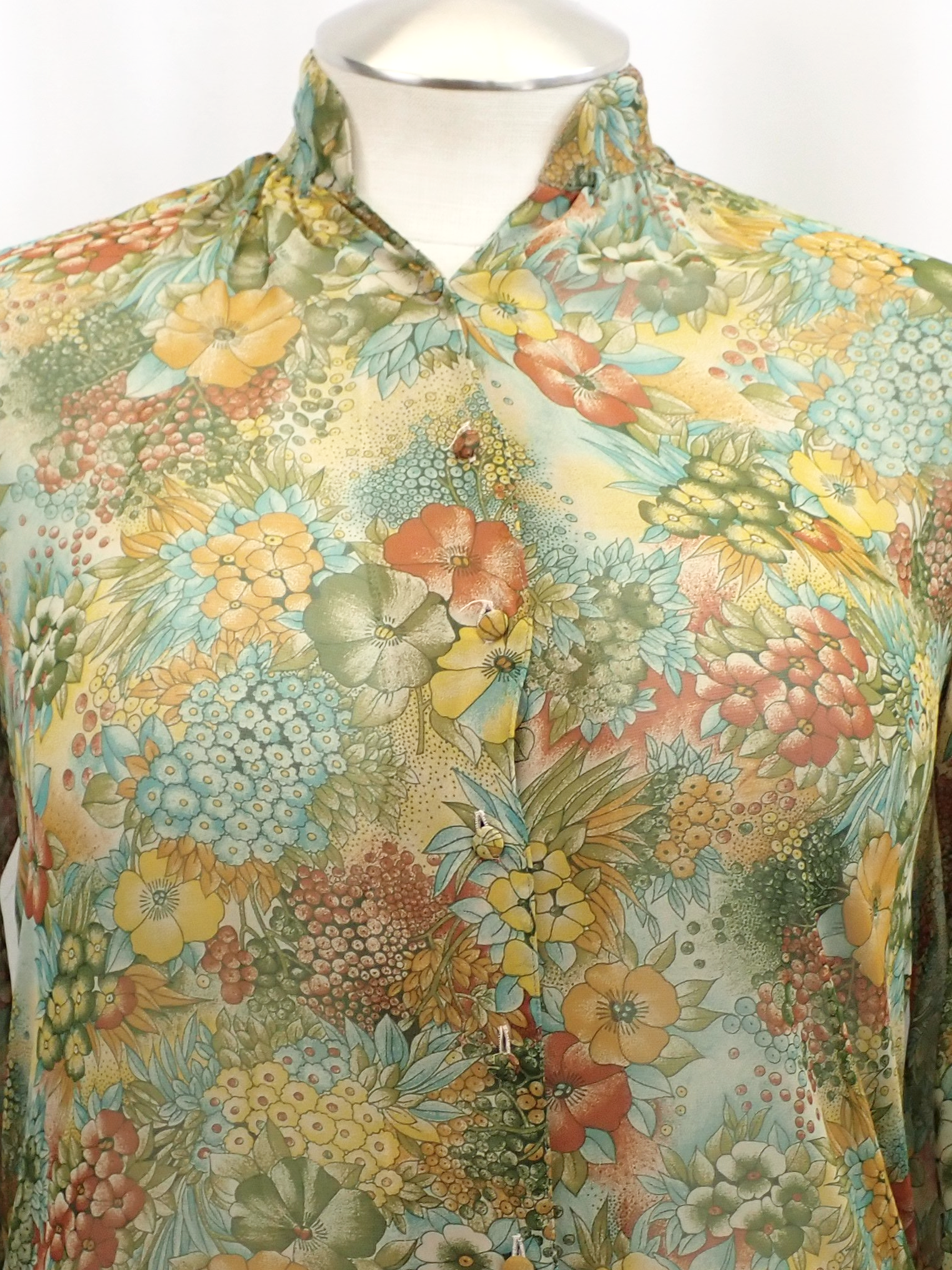 WIN+Online+Shop+Women+In+Need+Community+Cooperative+Resale+Thrift+Store+Jewelry+Gold+Silver+Clothing+Shoes+Home+Interior+Decor+Furniture+Antiques+Vintage+Books+Christmas+Victoria+BC+%2887%29.png
