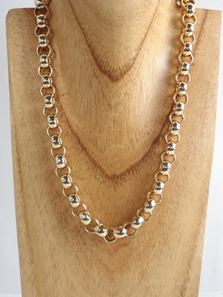 WIN-Online-Shop-Women-In-Need-Community-Cooperative-Resale-Thrift-Store-Jewelry-Gold-Silver-Clothing-Furniture-Antiques-Vintage-Books-Christmas-Victoria-BC-+%2823%29.png