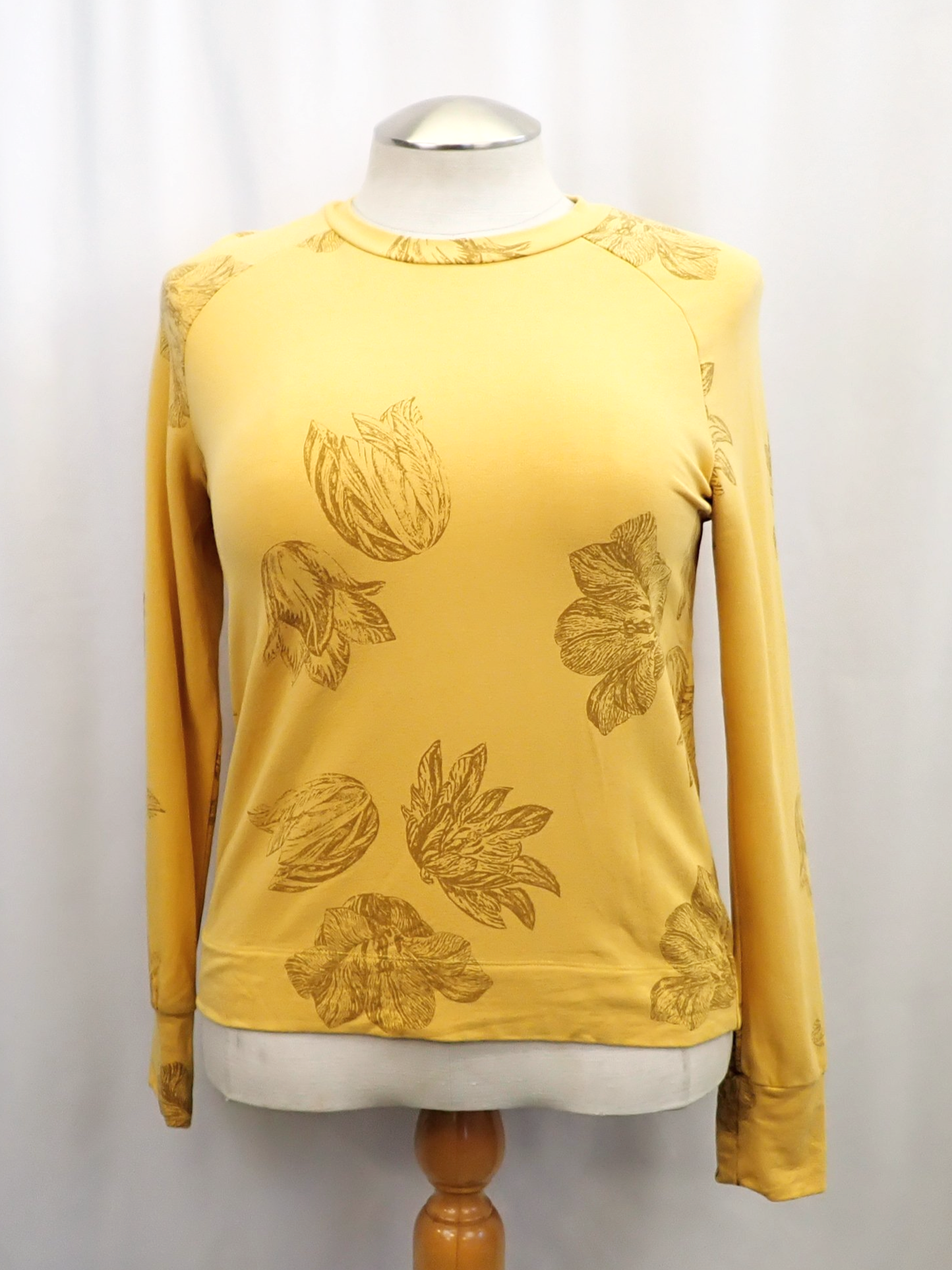WIN+Online+Shop+Women+In+Need+Community+Cooperative+Resale+Thrift+Store+Jewelry+Gold+Silver+Clothing+Shoes+Home+Interior+Decor+Furniture+Antiques+Vintage+Books+Christmas+Victoria+BC+%2883%29.png