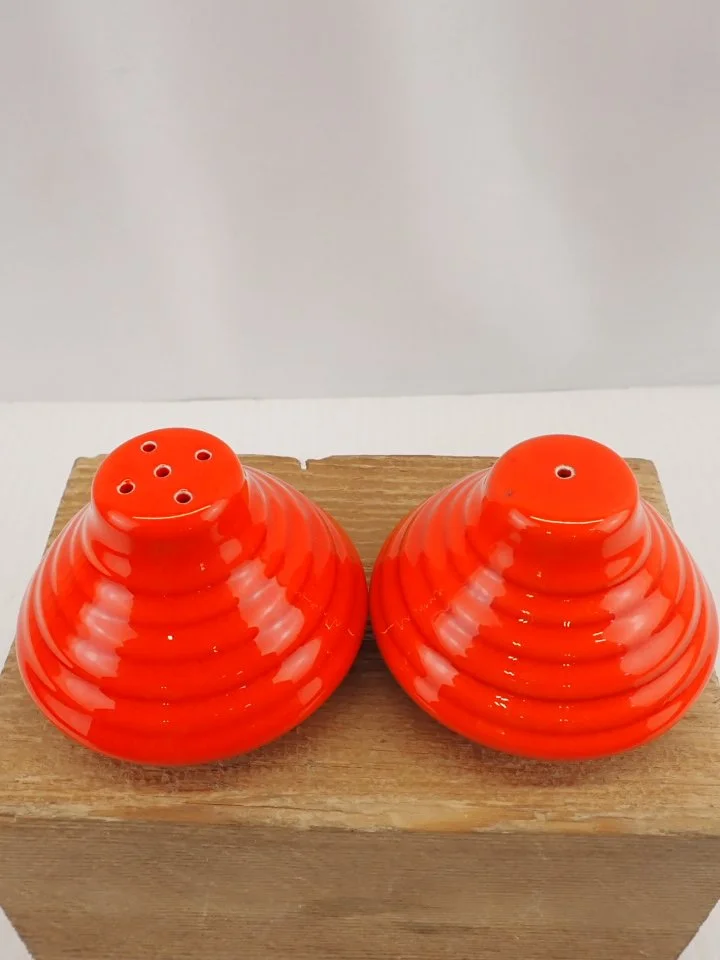 WIN-Online-Shop-Women-In-Need-Community-Cooperative-Resale-Thrift-Store-Jewelry-Gold-Silver-Clothing-Furniture-Antiques-Vintage-Books-Christmas-Victoria-BC- (116).JPG