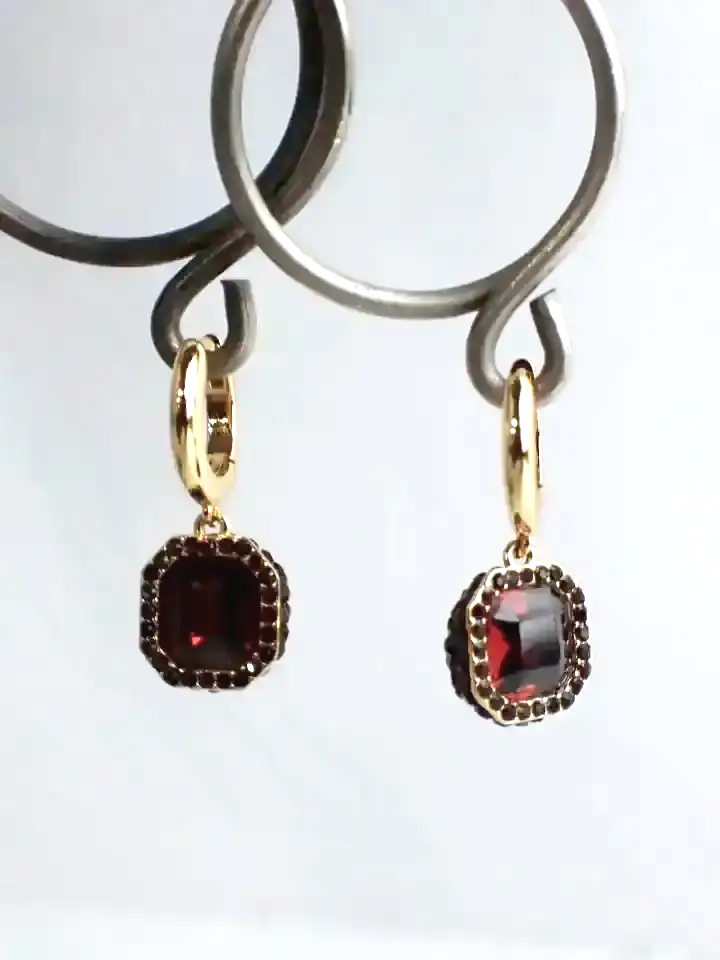 (NEW) Anne Klein Reversible Red Accented Huggie Hoops Earrings