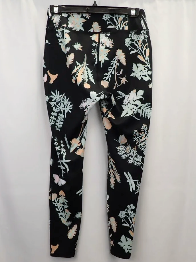 WIN-Online-Shop-Women-In-Need-Community-Cooperative-Resale-Thrift-Store-Jewelry-Gold-Silver-Clothing-Furniture-Antiques-Vintage-Books-Christmas-Victoria-BC-+%2845%29.png